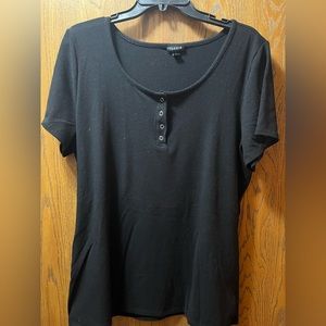 Black Torrid Ribbed T-Shirt Size 2